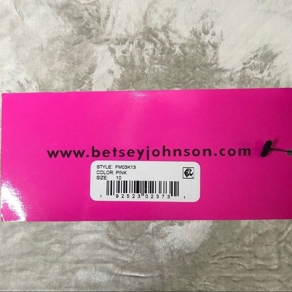 Betsey Johnson Pink Short Sleeve Zip Up V Neck Sheath Cocktail Dress Size 10 NWT - Picture 7 of 11